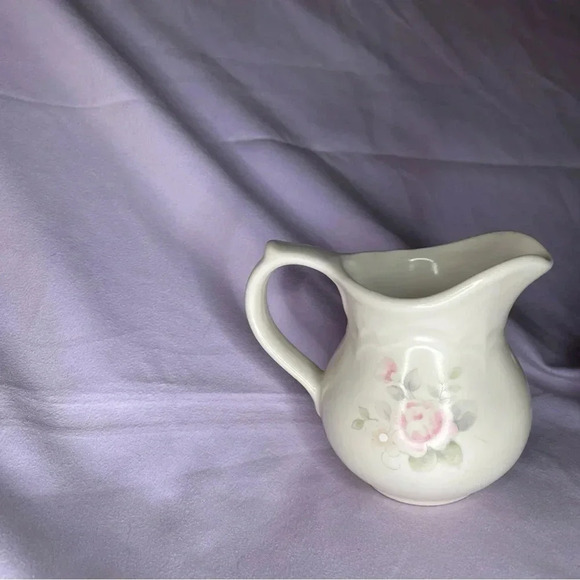 Pfaltzgraff "Remembrance" Cream & Sugar Set - Picture 2 of 5